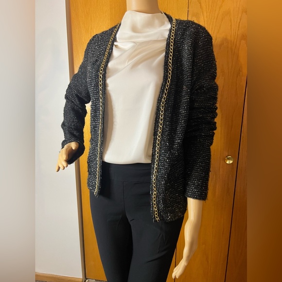 Blazer - Picture 2 of 3